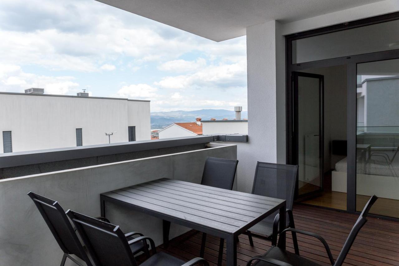 Auredius Deluxe Sea Apartment Koper Luaran gambar