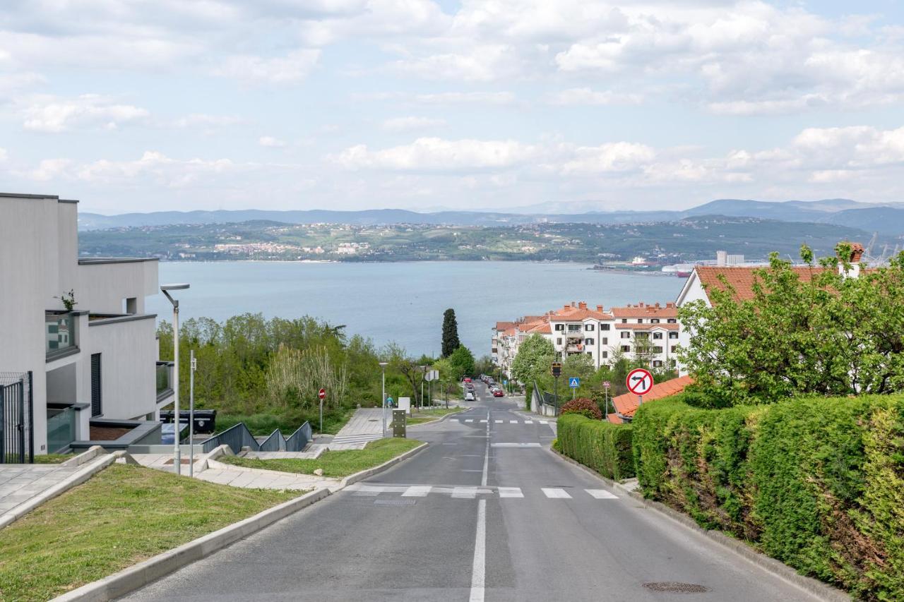 Auredius Deluxe Sea Apartment Koper Luaran gambar